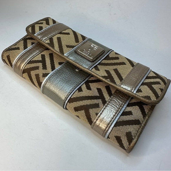 Tignanello Leather & Canvas Trifold Wallet Clutch Monogram T Brown Tan Paisley - Picture 1 of 11